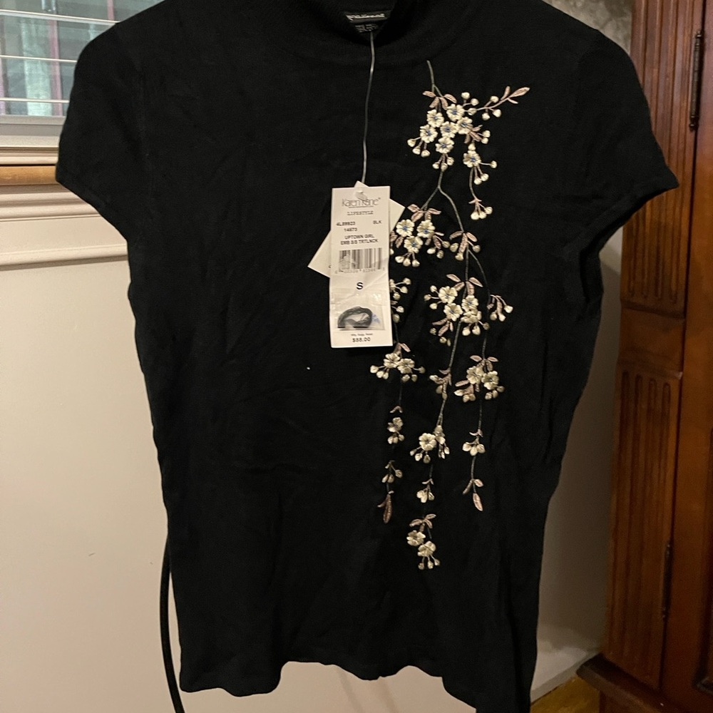 Karen Kane Black Top with White Floral Embroidery